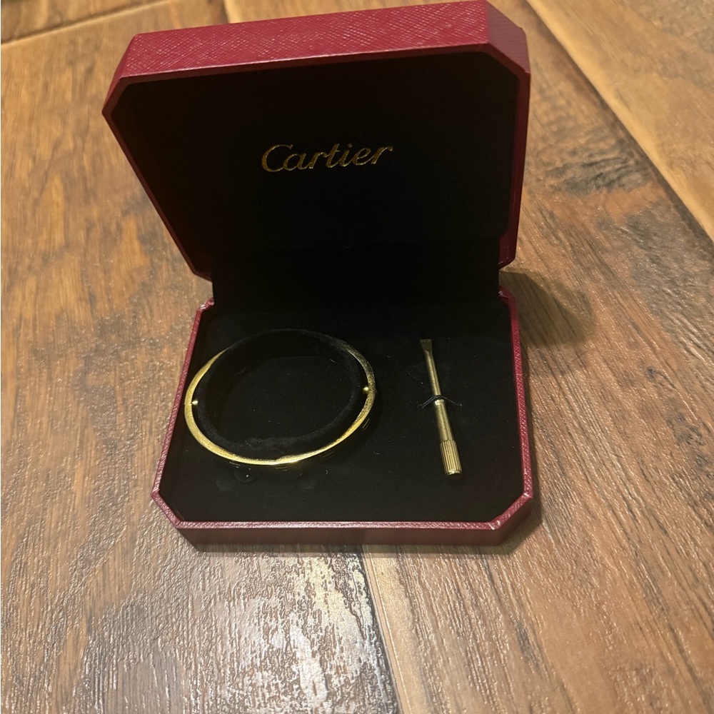 Cartier love bracelet